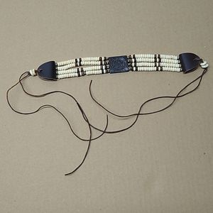 Indian style choker